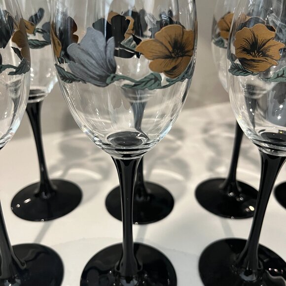 RARE Vintage French Wine Glasses, Julie by Luminarc Set of 8 RARE VINTAGE - Picture 3 of 5